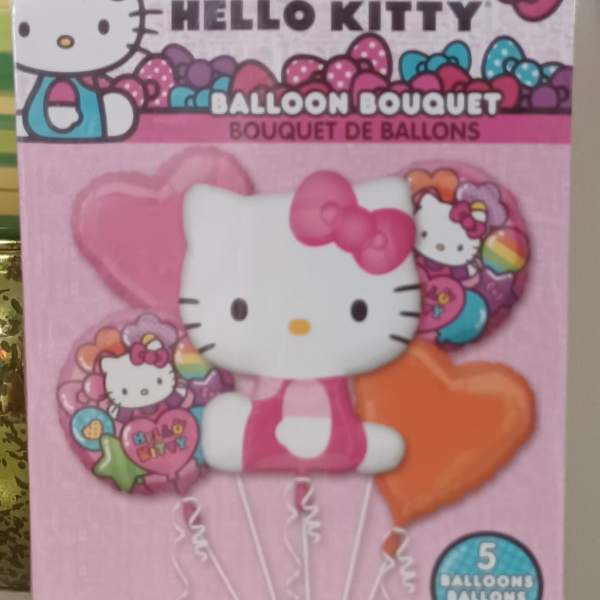 Hello Kitty balloon bouquet package with pink and orange heart balloons