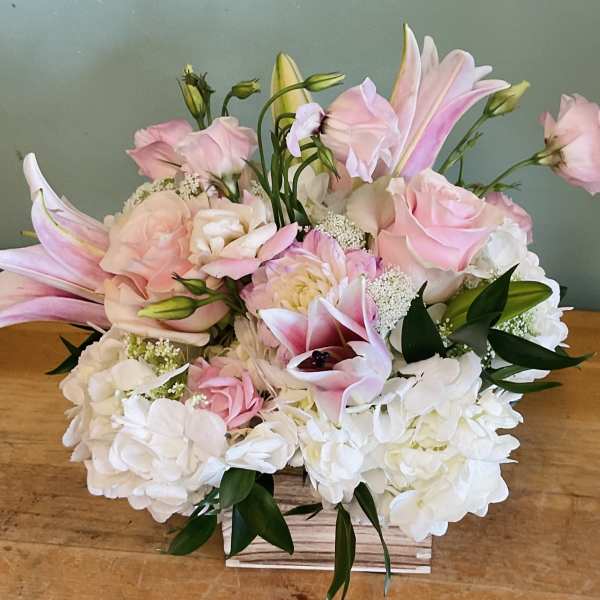 Blush Meadow Box