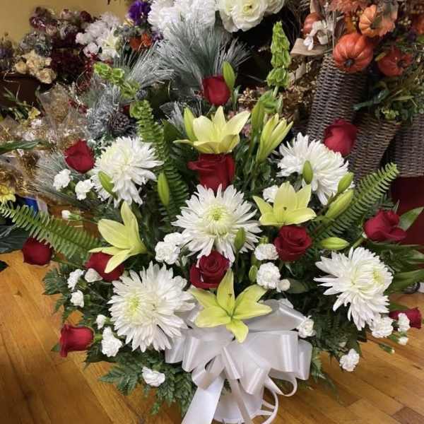 Honor & Glory Floor Basket