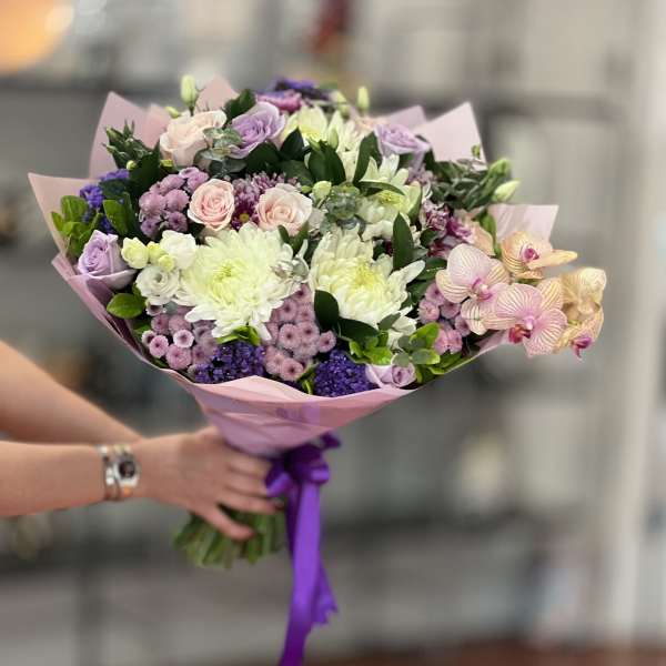 Stunning Statement Handtie Bouquet