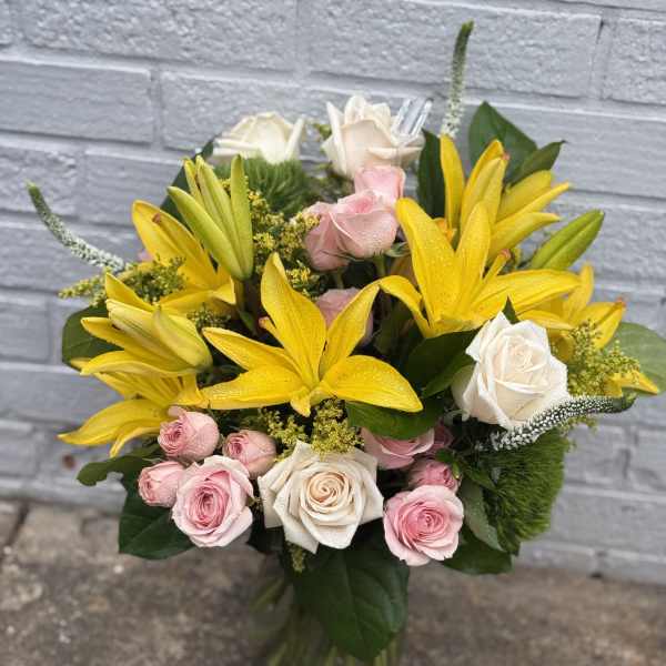 Lovely Flower arrangment