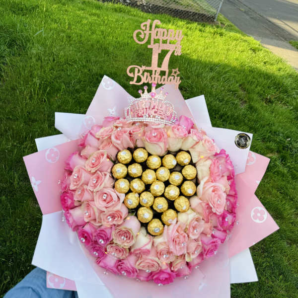 Pink rose bouquet with Ferrero Rocher chocolates and a birthday topper