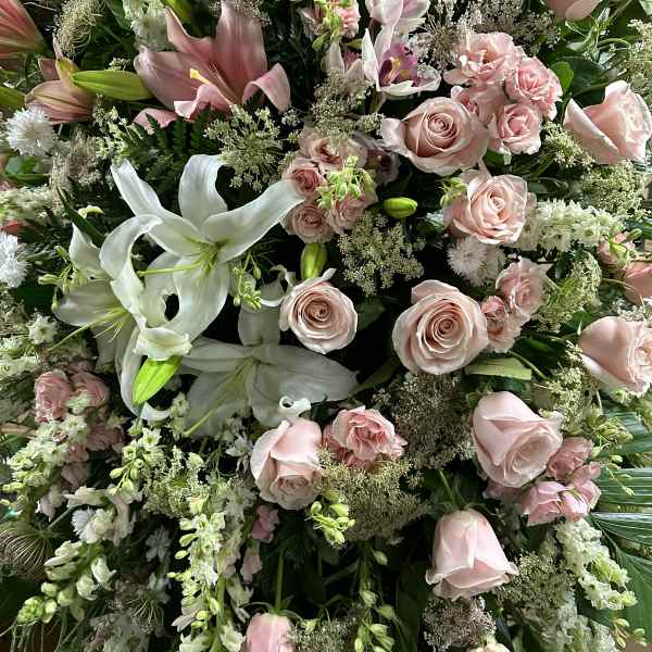Pink tribute