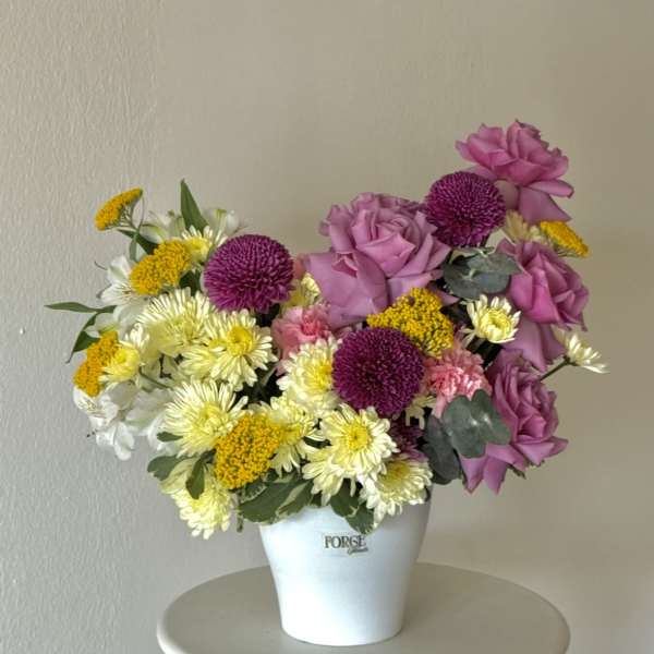 Sunny daydeams- chrysanthemum, roses, mini chrysanthemum