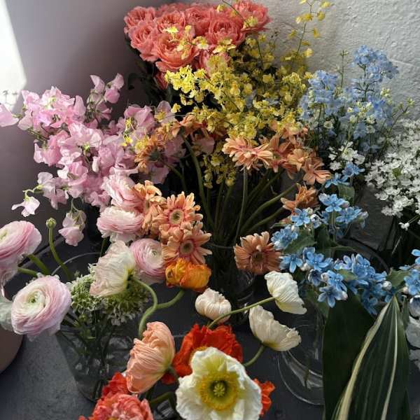 Designer's Choice (glass oblong vase)