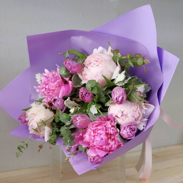 Peony & Tulip Bouquet - Glendale Flowers
