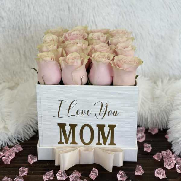 I LOVE MOM BOX