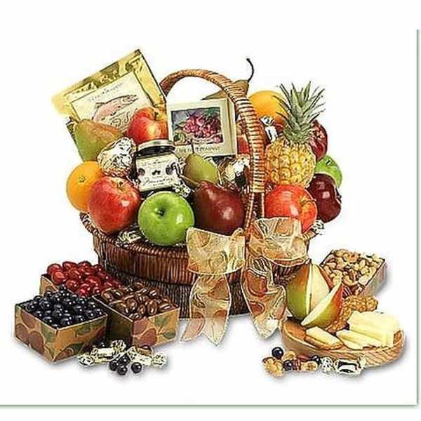 Fruit & Gourmet Basket