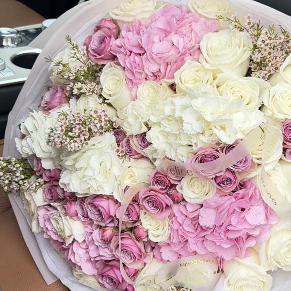 Blush Elegance Luxury Bouquet