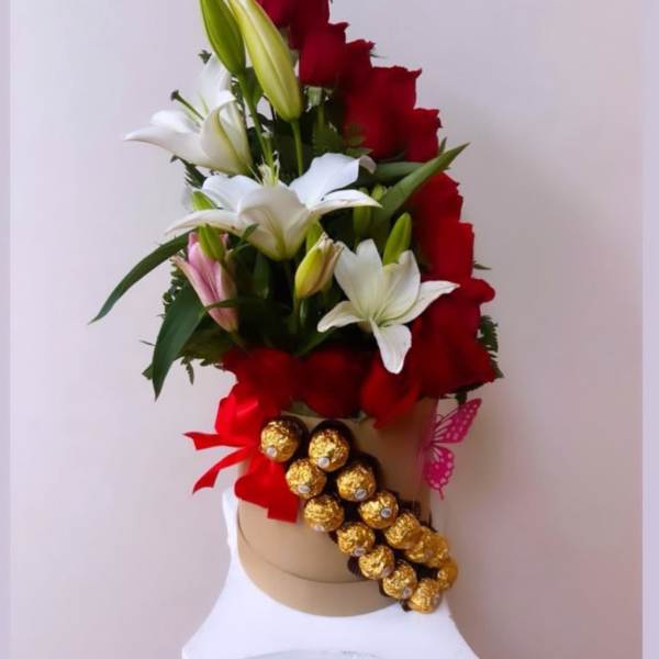 Floral arrangement with lilies