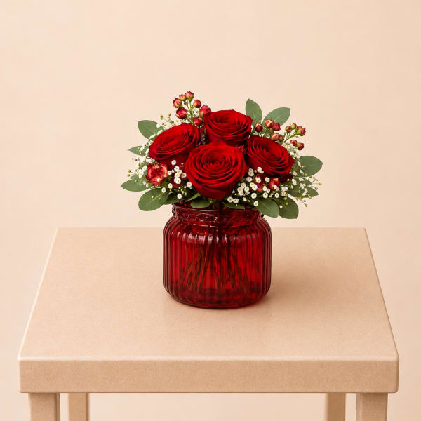 Red Romance Vase ™