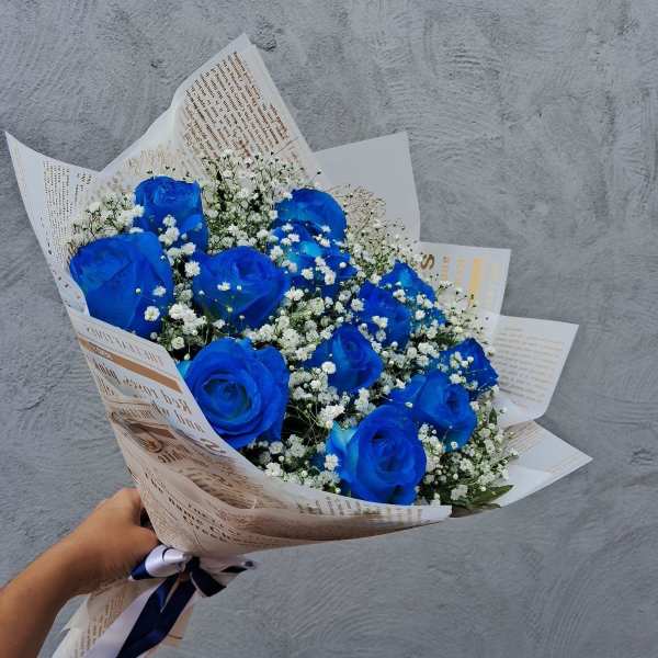 Graduation Blue Rose Bouquet – Korean Wrap & Cloud Style