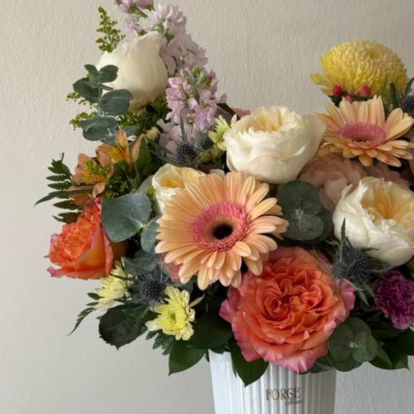 Dopamine aquarelle- Garden roses, Stock, Gerber daisy