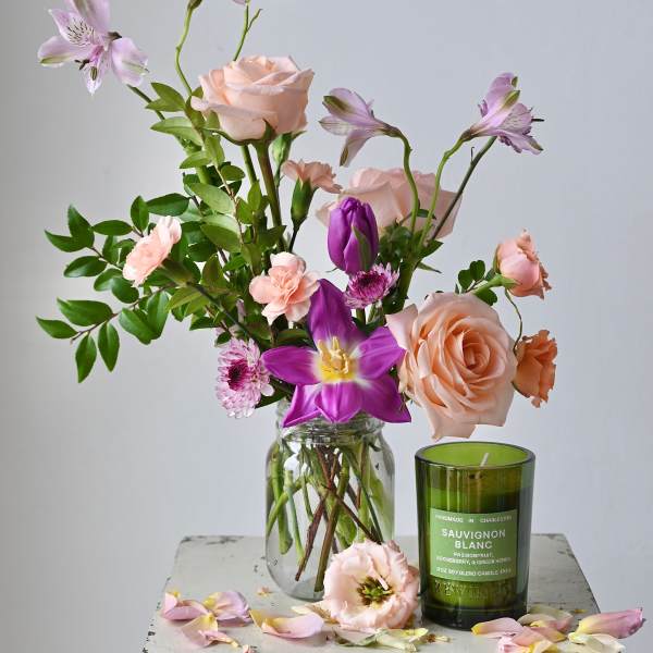 THE HOSTESS BUNDLE