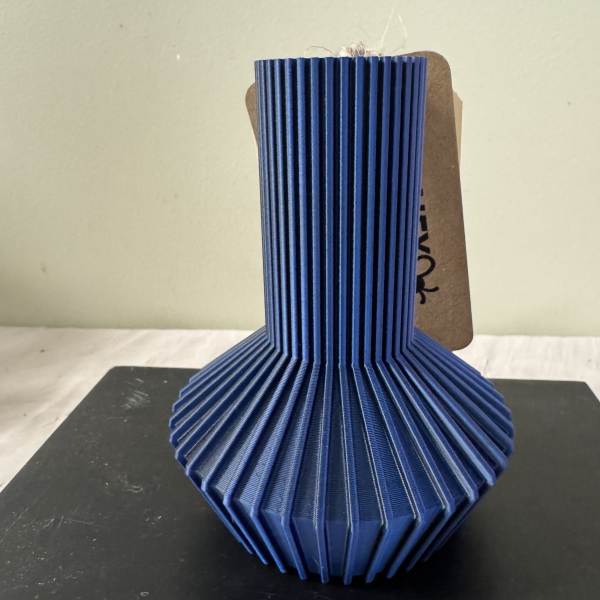 3D Color Changing Vase (small)