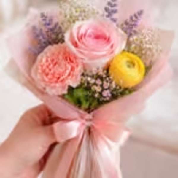 Small Mixed Flower Bouquet