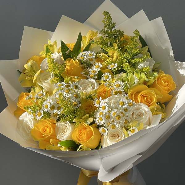 The delicate sunrise bouquet