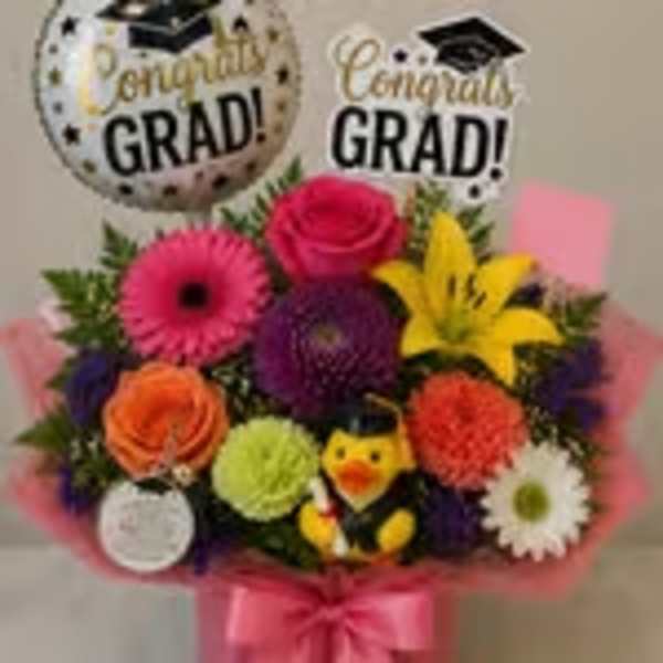 Graduation Mixed Flowers Vase Package