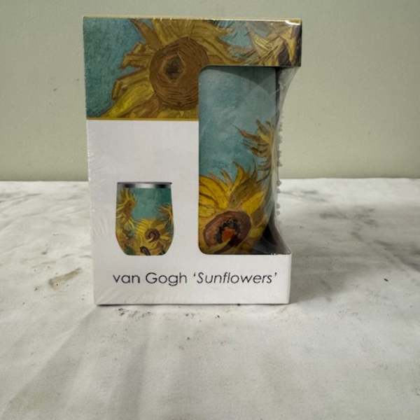 Van Gogh Sunflowers gift set with a tumbler and matching cup