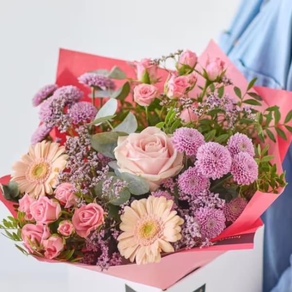 Pastel Lily Free Bouquet