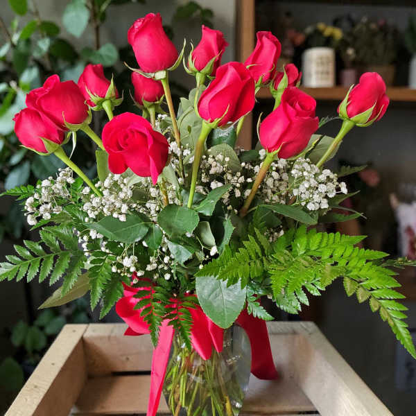 Dozen Rose Vase