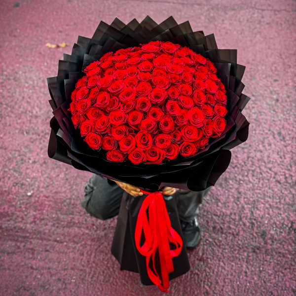Royal Red Dome- 100 Rose Bouquet