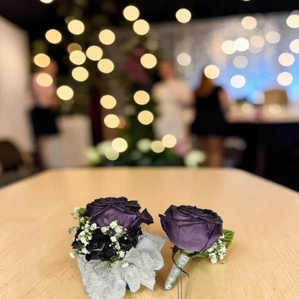 The Prom Set