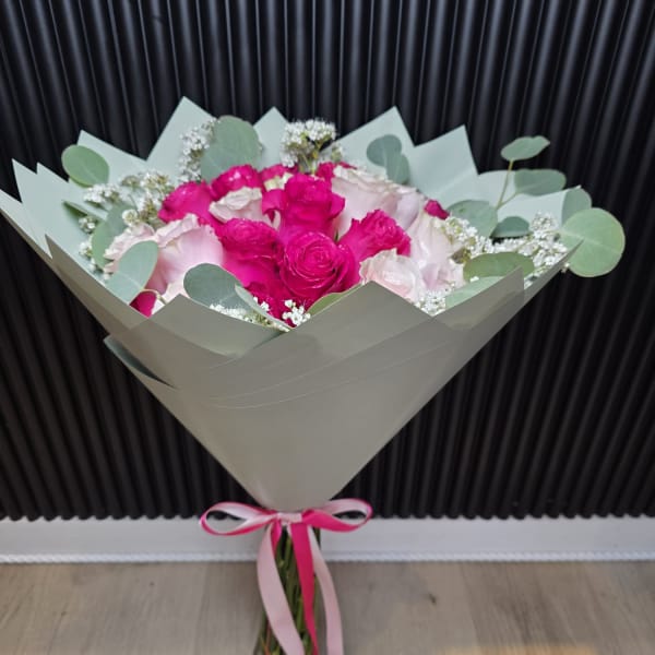 Blush & Berry Rose Bouquet