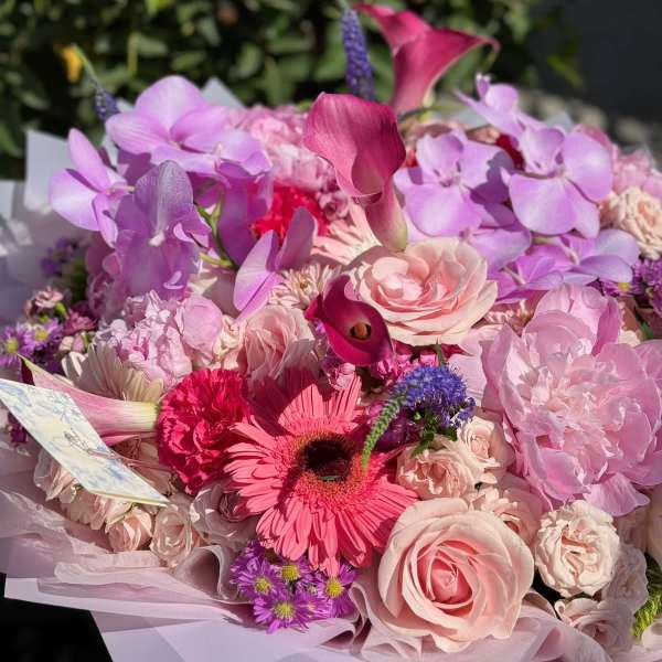 Designer’s Choice Mixed Bouquet