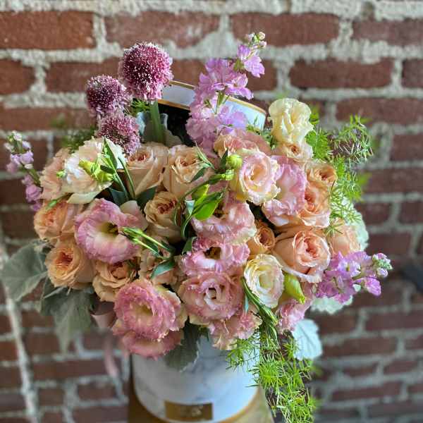 Lush Box - Santa Clarita Florist