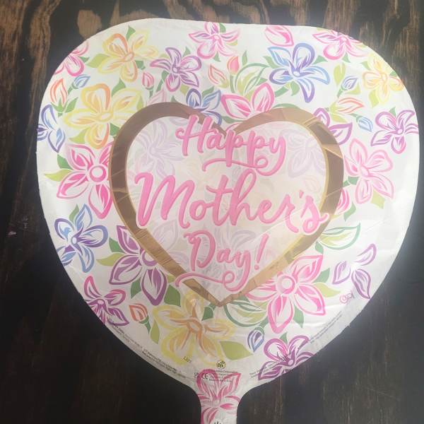 Beautiful Happy Mother's Day balloon you can include to the arrangement