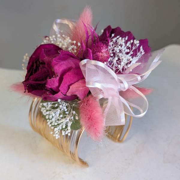Cuff corsage, dried flowers HP/LP gold band