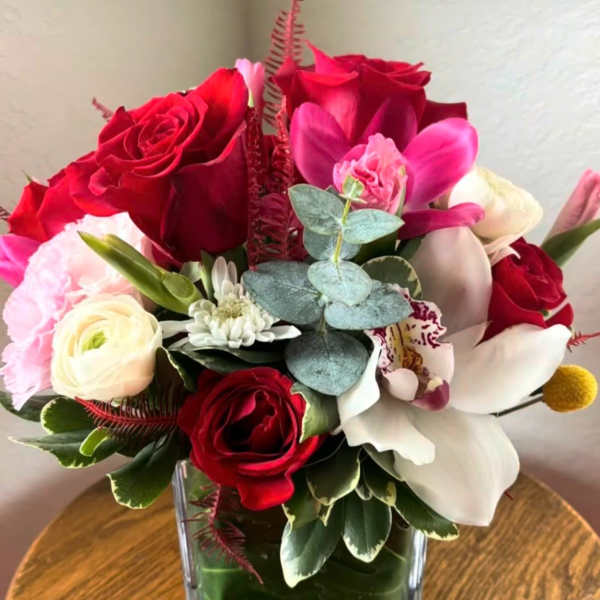 Love Harmony Blooms