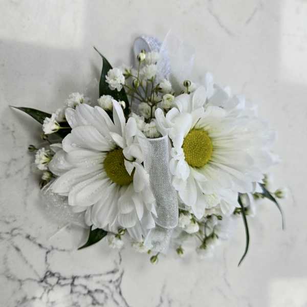 White Daisy Corsage