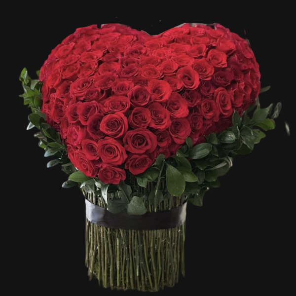 3D Standing Heart bouquet