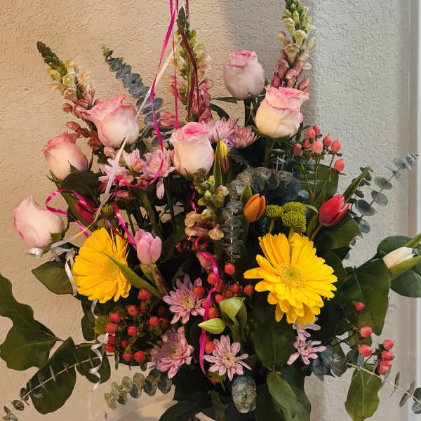 Happy Birthday Luxury Flower Arrangement with Balloon