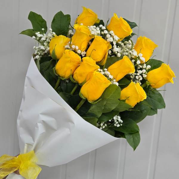 Wrap- Classic Yellow Dozen Roses