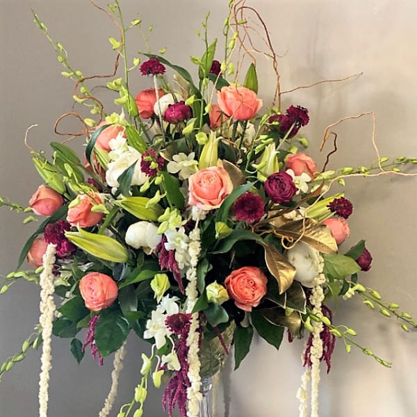 STUNNING BEAUTY