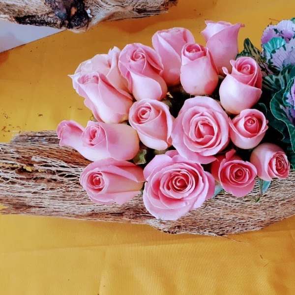 Rose & Ferrero Gift