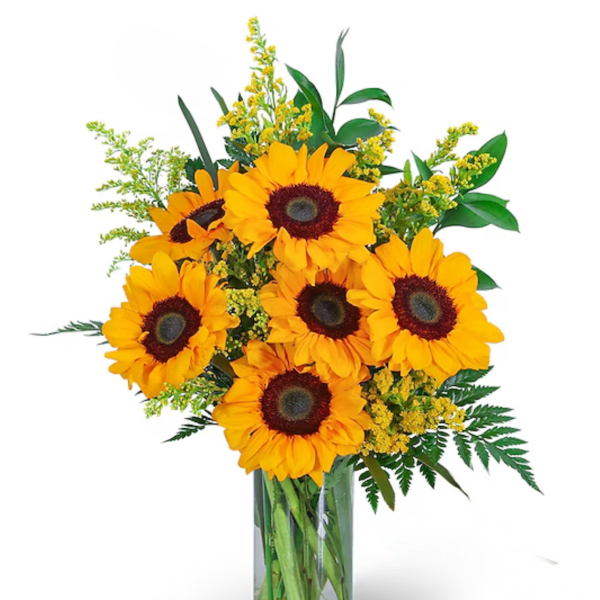 Sunflower bouquet in a clear glass vase