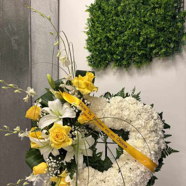 Yellow funeral heart