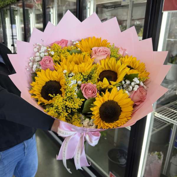 Rose and Sunflower Bouquet