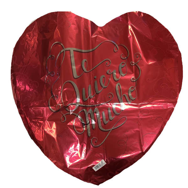 Heart-shaped red foil balloon with "Te Quiero Mucho" text