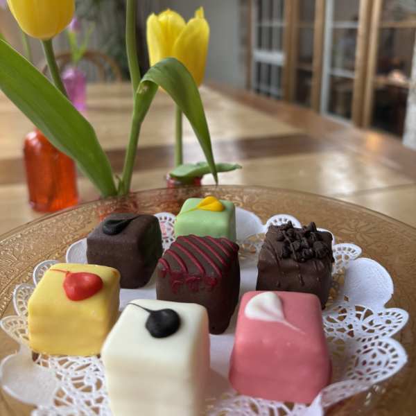 Petit Fours
