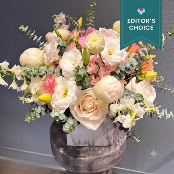 Peony Centerpiece - Editor's Choice
