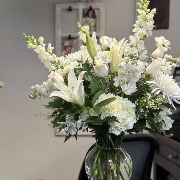 Peaceful elegance in all white