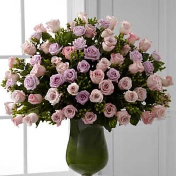 Applause Luxury Rose Bouquet