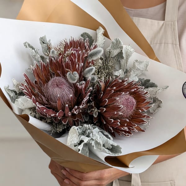 Dusty Snow Dried Bouquet