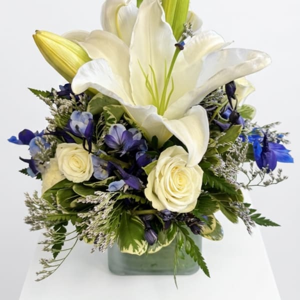 Midnight Moon Bouquet