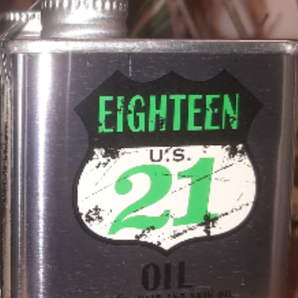 Eighteen U.S. 21 - Beard oil - Spiced Vanilla